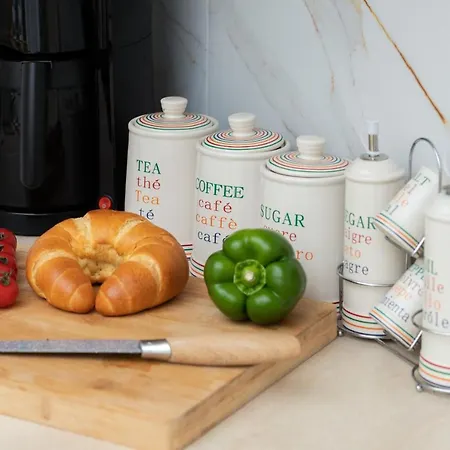 Sunny Seaside With Terrace & Parking By Renters Apartament *