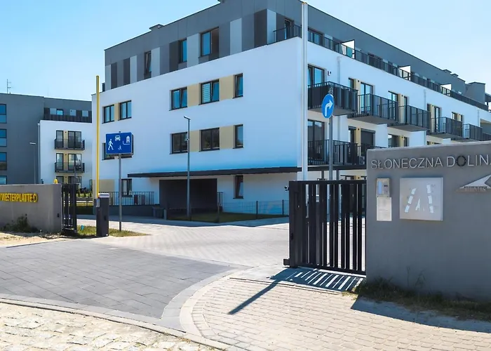 Sunny Seaside With Terrace & Parking By Renters * Ястшембя-Гура